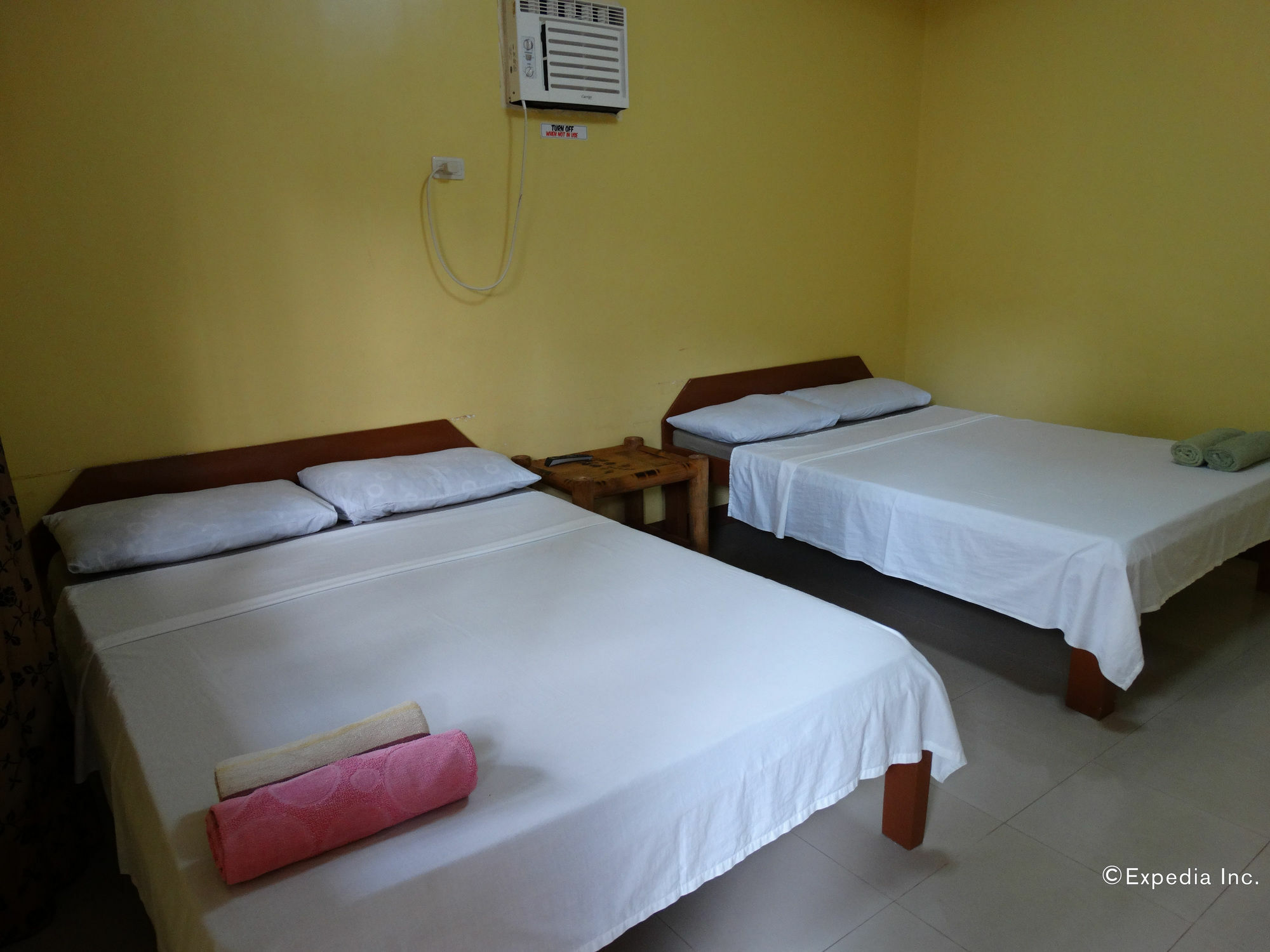 Alona Grove Tourist Inn Tawala  Bagian luar foto